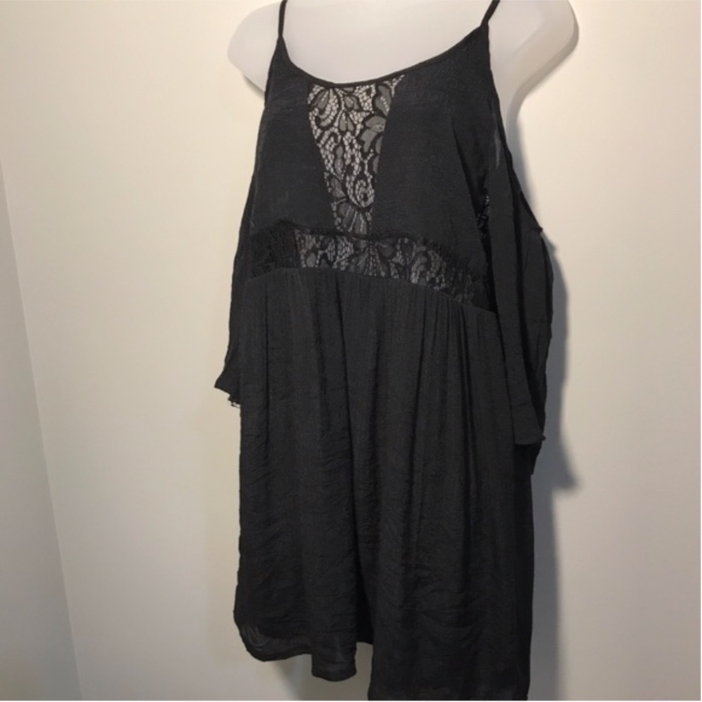 Idikah Black Dress with lace detail size Small - Picture 4 of 5